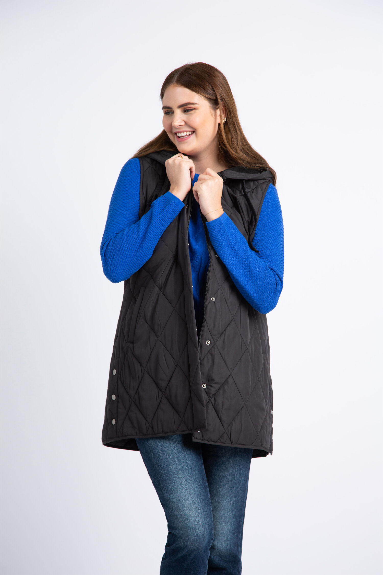 Long Quilted Vest w/ Hood  Image 2